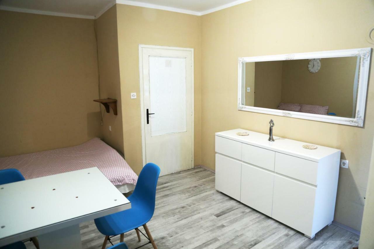 Apartment 51 ゴルニ・カリン エクステリア 写真