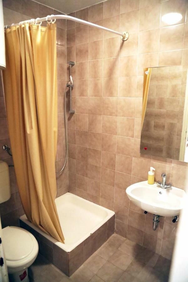 Apartment 51 ゴルニ・カリン エクステリア 写真